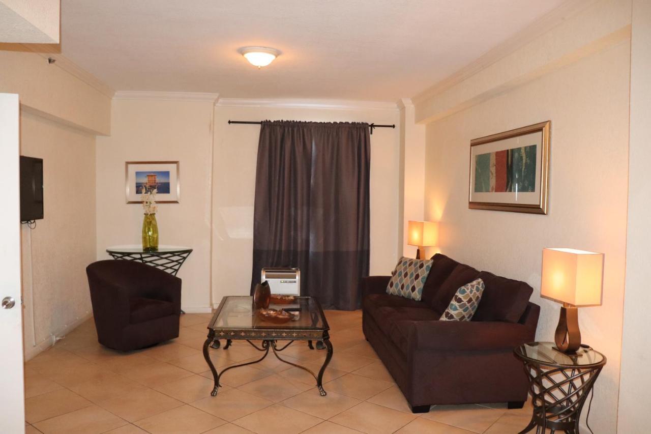 On Hollywood Beach - Affordable Two Bedrooms Sleeps 6 With Two Bathrooms Dania Beach Εξωτερικό φωτογραφία